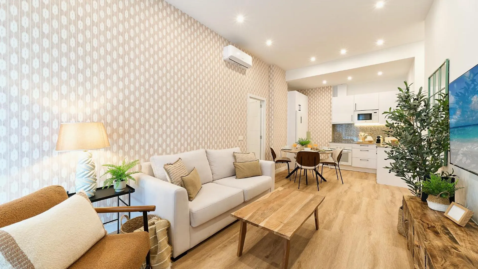 Hermes Suites Malaga 0*,